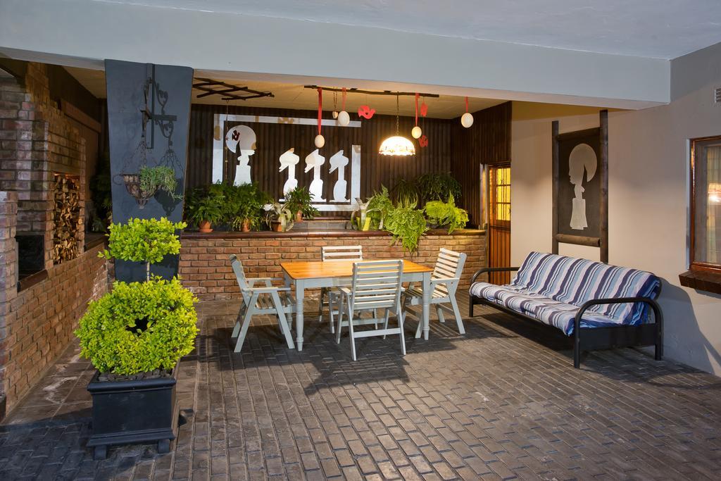 Miles B&B Guest House Oudtshoorn Εξωτερικό φωτογραφία