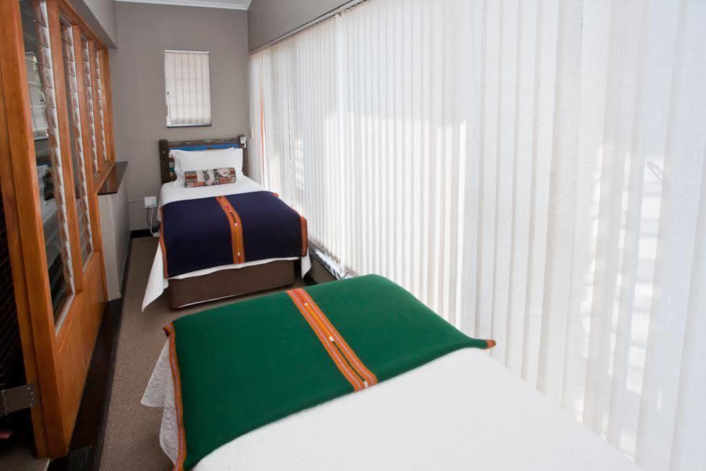 Miles B&B Guest House Oudtshoorn Εξωτερικό φωτογραφία